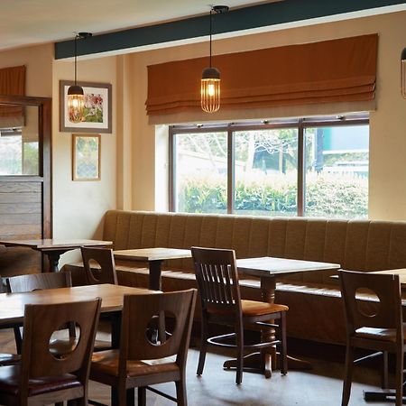 מילטון קינס The Broughton Hotel By Greene King Inns מראה חיצוני תמונה