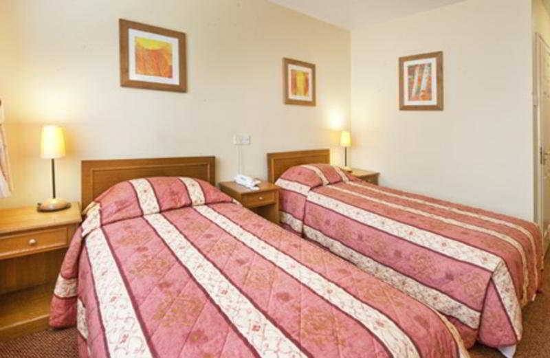 מילטון קינס The Broughton Hotel By Greene King Inns מראה חיצוני תמונה