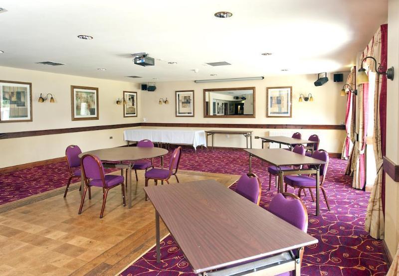 מילטון קינס The Broughton Hotel By Greene King Inns מראה חיצוני תמונה